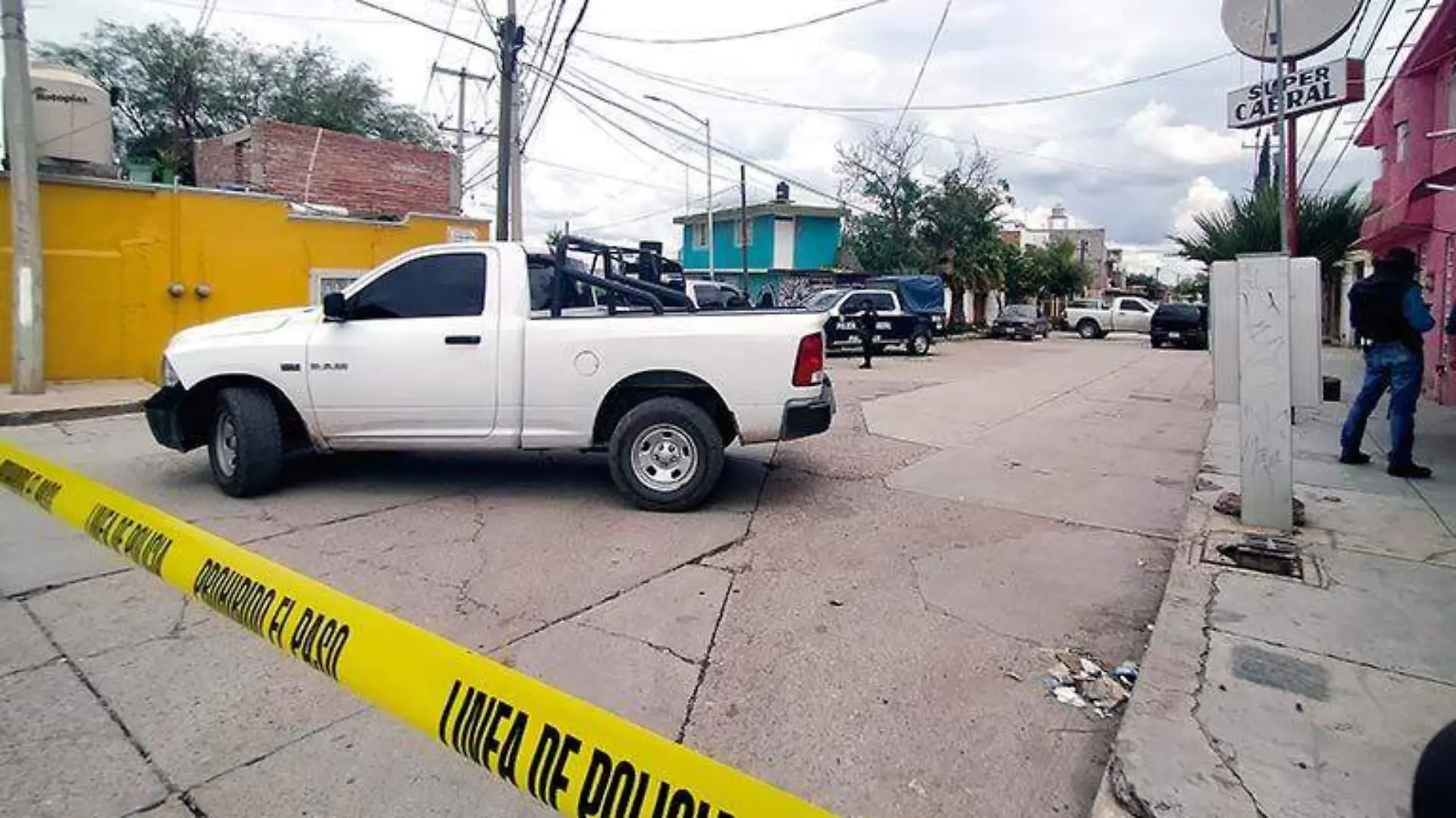 Patrullas de la Policía de investigación y de la Estatal Preventiva, en zona de intervención en Fresnillo, Zacatecas